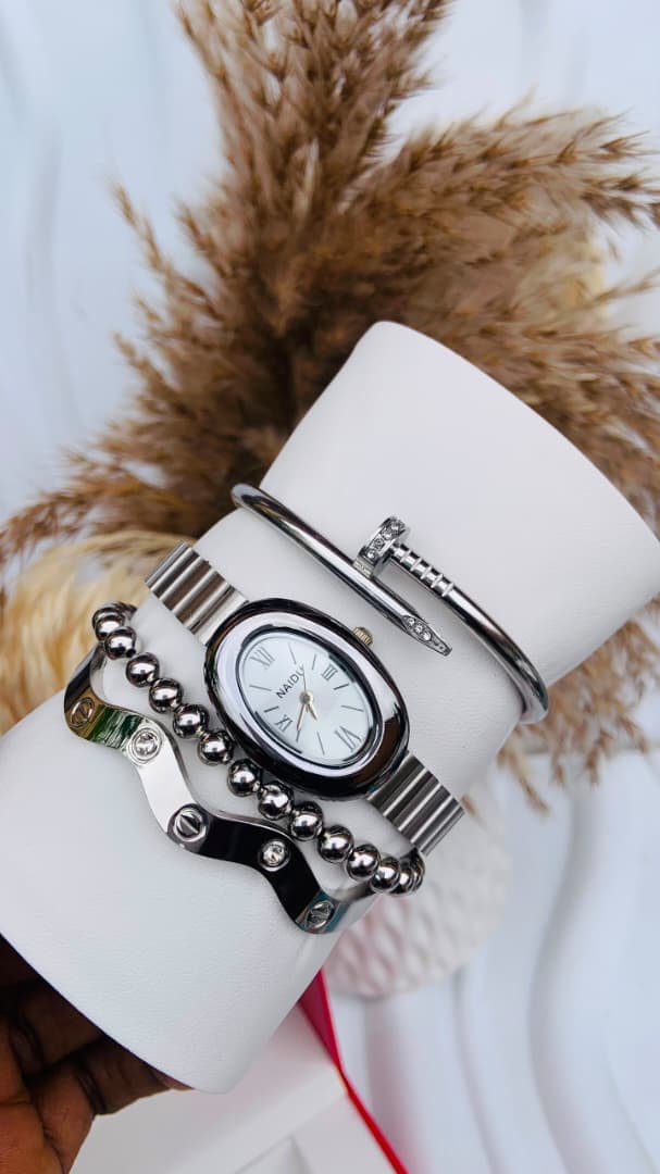 NAIDU Silver watch Mix combo — Thrifted Jeans — Rose Fashion